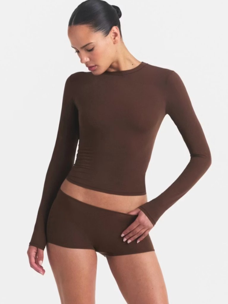 Skims Fits Everybody Long Sleeve T-Shirt | Cocoa | Large